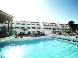Imagen de la piscina del Hotel Palia Don Jos&eacute;. Foto 6