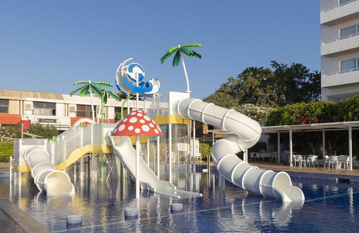 Imagen de la piscina del Hotel Palia Maria Eugenia. Foto 18