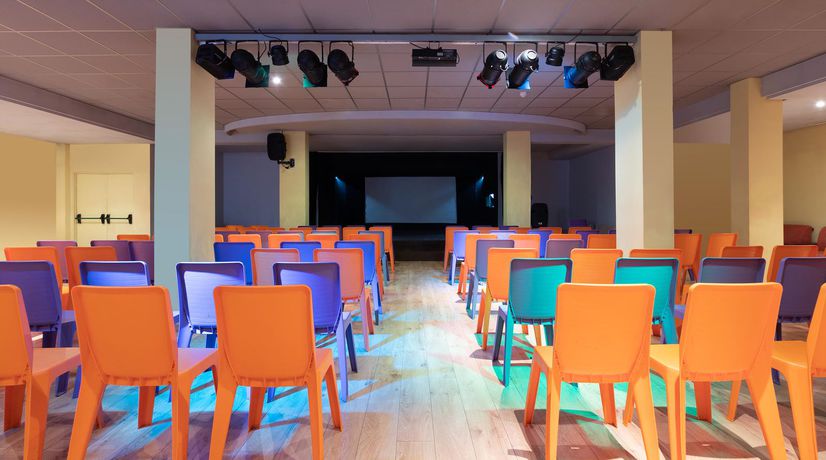 Imagen de los interiores del Hotel Palia Puerto del Sol. Foto 42