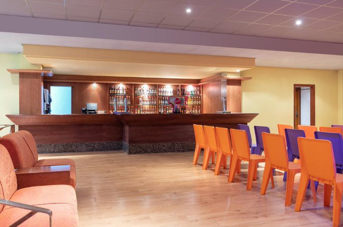 Imagen del bar/restaurante del Hotel Palia Puerto del Sol. Foto 15