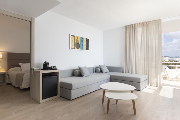 Imagen de la habitación del Hotel Palia Sa Coma Playa. Foto 8