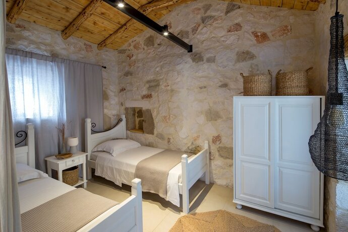 Imagen de la habitación del Hotel Paliokaliva Village. Foto 14