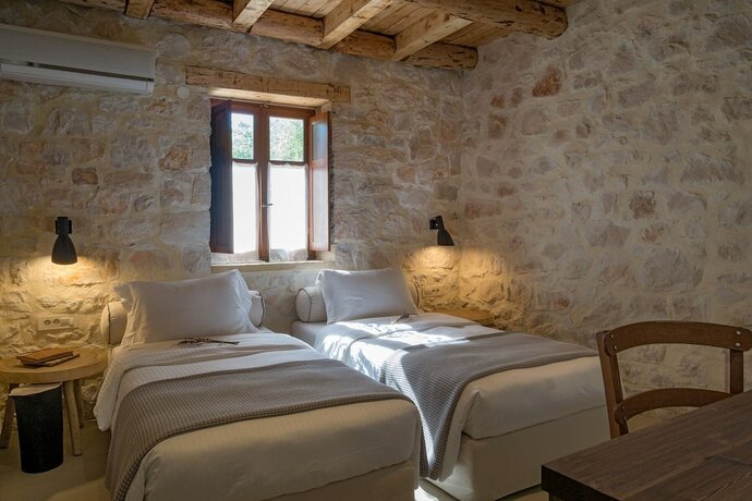 Imagen de la habitación del Hotel Paliokaliva Village. Foto 16
