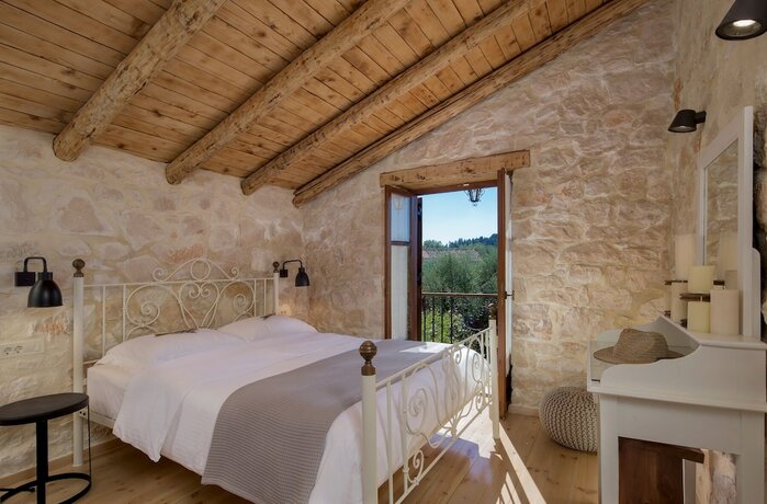 Imagen de la habitación del Hotel Paliokaliva Village. Foto 17