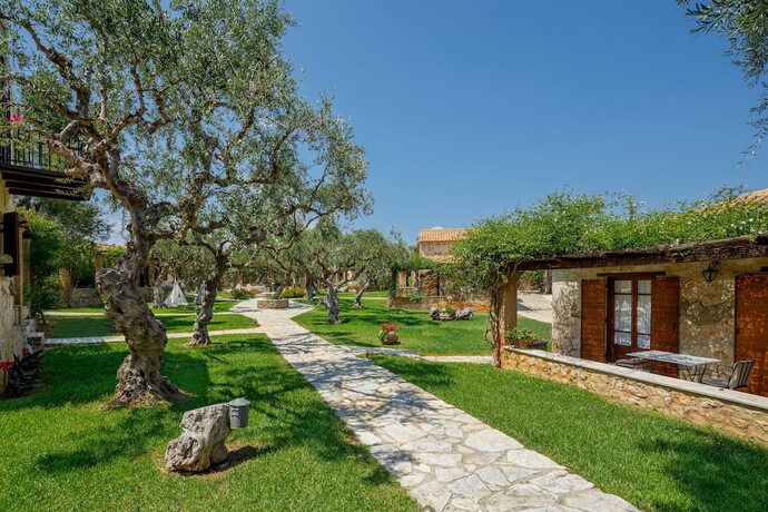 Imagen general del Hotel Paliokaliva Village. Foto 11