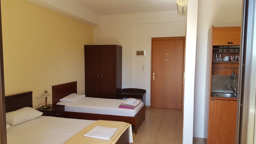 Imagen de la habitación del Hotel Palirria and Studios. Foto 2