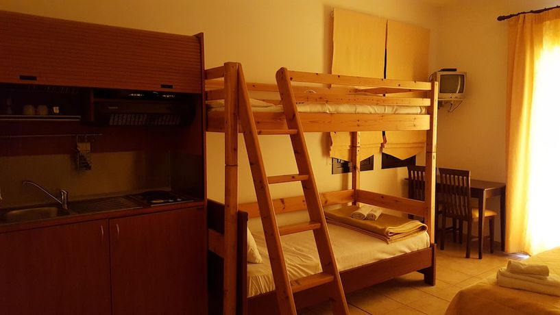 Imagen de la habitación del Hotel Palirria and Studios. Foto 8