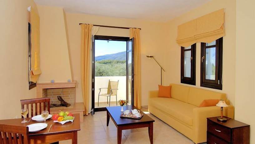 Imagen de la habitación del Hotel Palirria and Studios. Foto 16