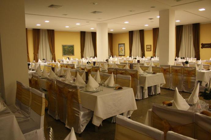 Imagen del bar/restaurante del Hotel Palisad. Foto 8