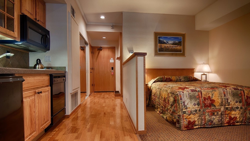 Imagen de la habitación del Hotel Palisades Tahoe Lodge. Foto 6