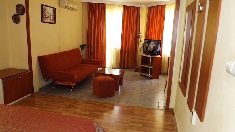 Imagen de la habitación del Hotel Palitra Family. Foto 7