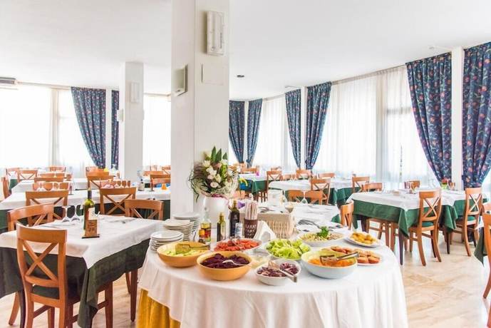 Imagen del bar/restaurante del Hotel Palladio, Cervia. Foto 4