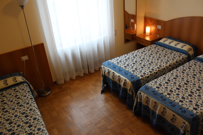 Imagen de la habitación del Hotel Palladio, Milán. Foto 15