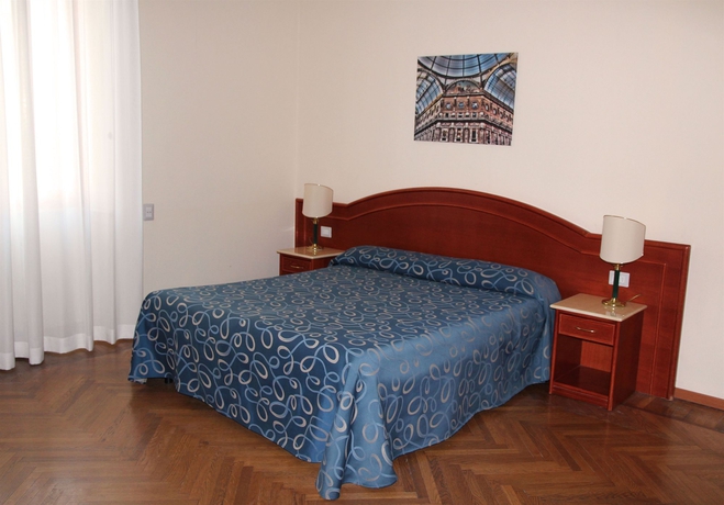 Imagen de la habitación del Hotel Palladio, Milán. Foto 16