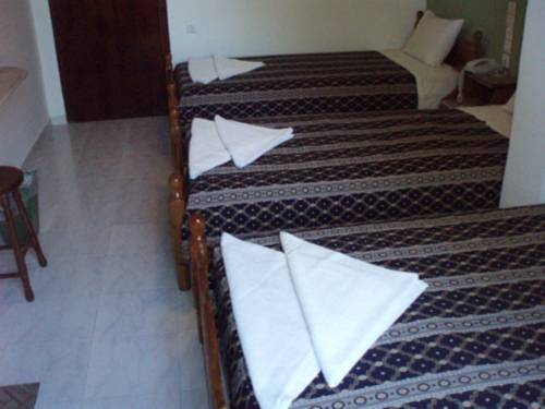 Imagen de la habitación del Hotel Palladion, Fira. Foto 1