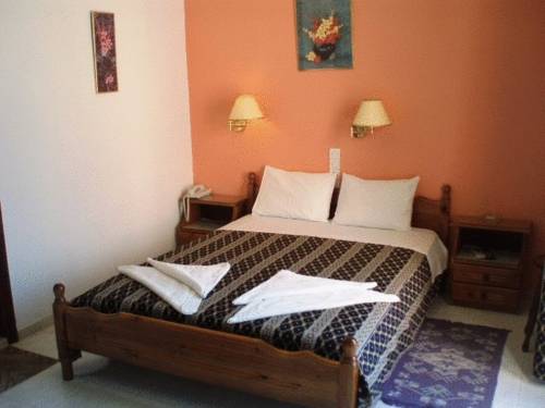 Imagen de la habitación del Hotel Palladion, Fira. Foto 3