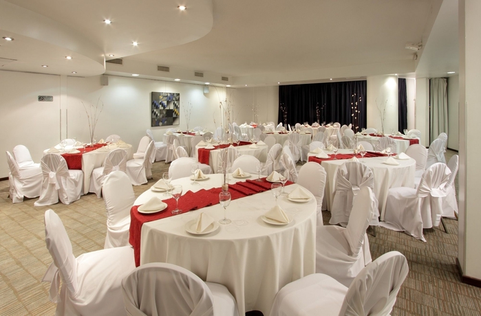 Imagen de los interiores del Hotel Palladium Business. Foto 13