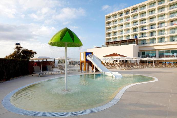 Imagen general del Hotel Palladium Hotel Menorca. Foto 1