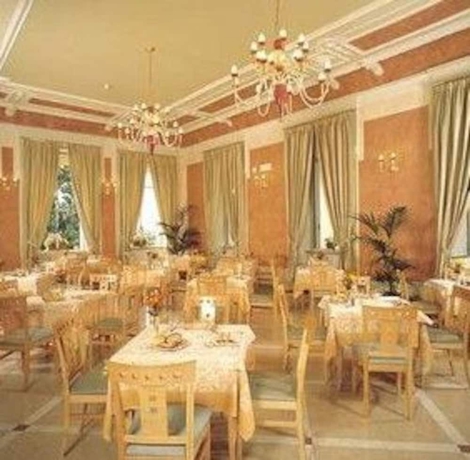 Imagen del bar/restaurante del Hotel Pallanza. Foto 3