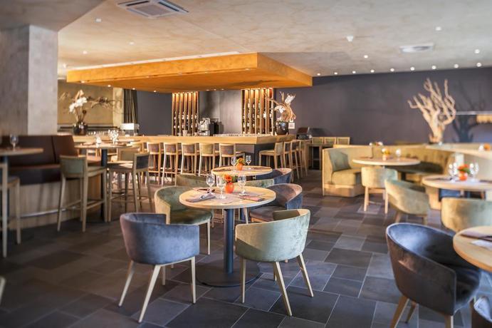 Imagen del bar/restaurante del Hotel Pallas Wiesbaden. Foto 2