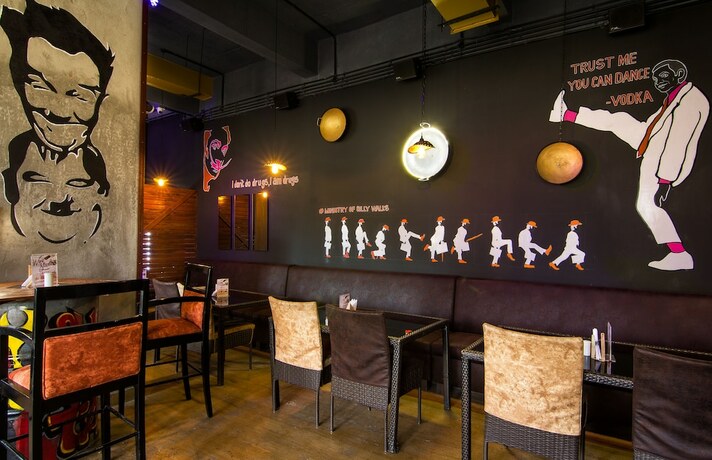 Imagen del bar/restaurante del Hotel Pallavi &aacute;vida. Foto 13