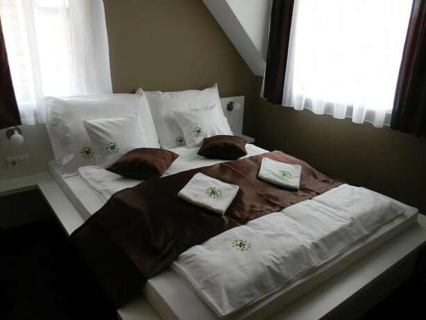 Imagen general del Hotel Palm, Baktal&oacute;r&aacute;nth&aacute;za. Foto 2