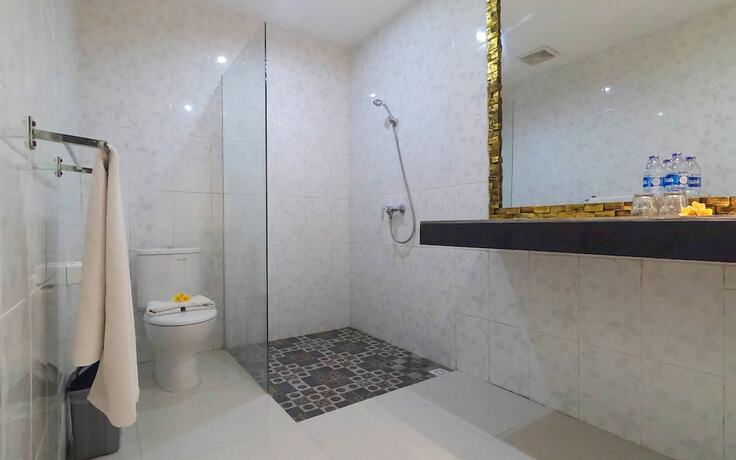 Imagen de la habitación del Hotel Palm Bamboo. Foto 2