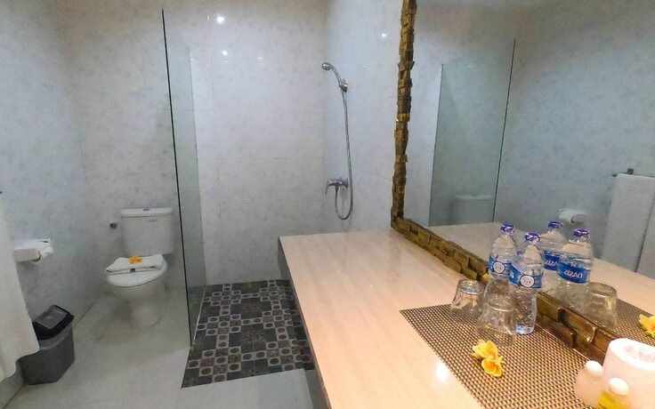 Imagen de la habitación del Hotel Palm Bamboo. Foto 16