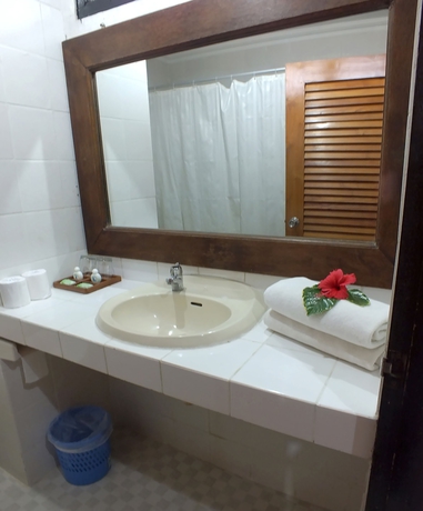 Imagen de la habitación del Hotel Palm Beach Bali. Foto 3