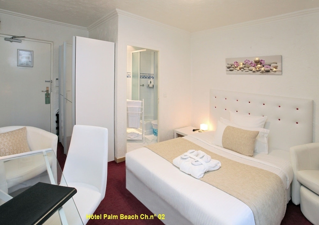 Imagen de la habitación del Hotel Palm Beach, Cannes. Foto 5