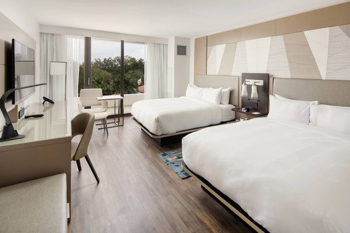 Imagen de la habitación del Hotel Palm Beach Gardens Marriott. Foto 15