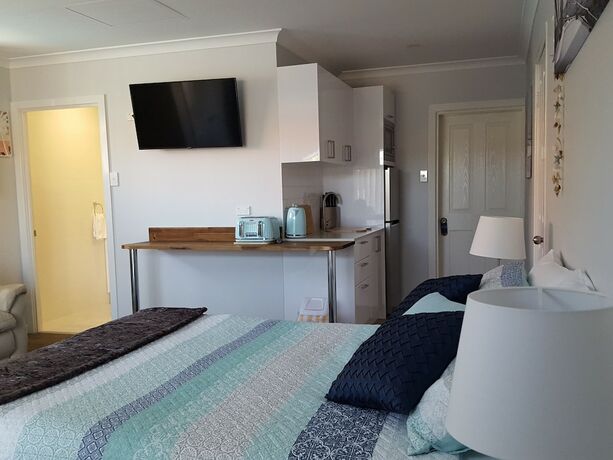 Imagen de la habitación del Hotel Palm Beach Guest House. Foto 17