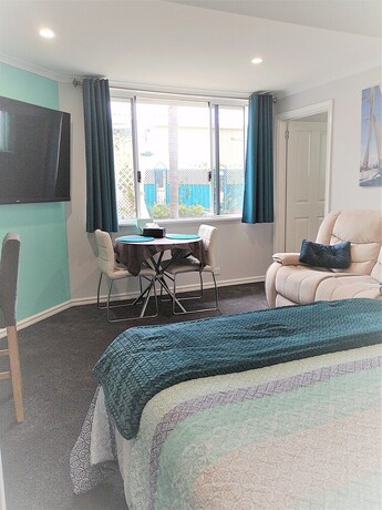 Imagen de la habitación del Hotel Palm Beach Guest House. Foto 22