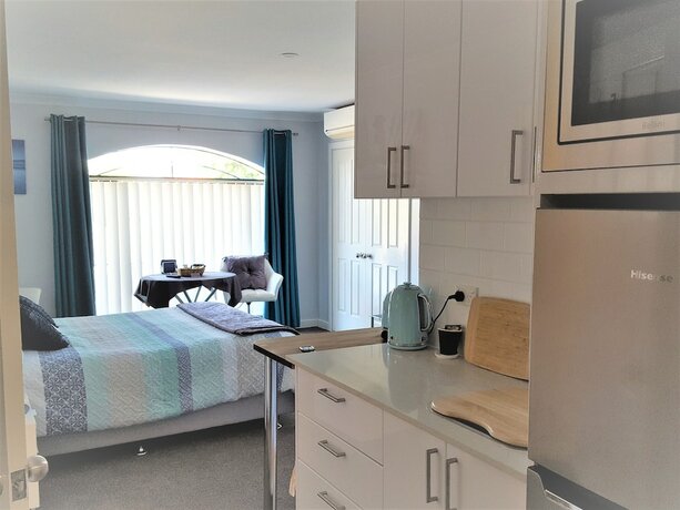 Imagen de la habitación del Hotel Palm Beach Guest House. Foto 31