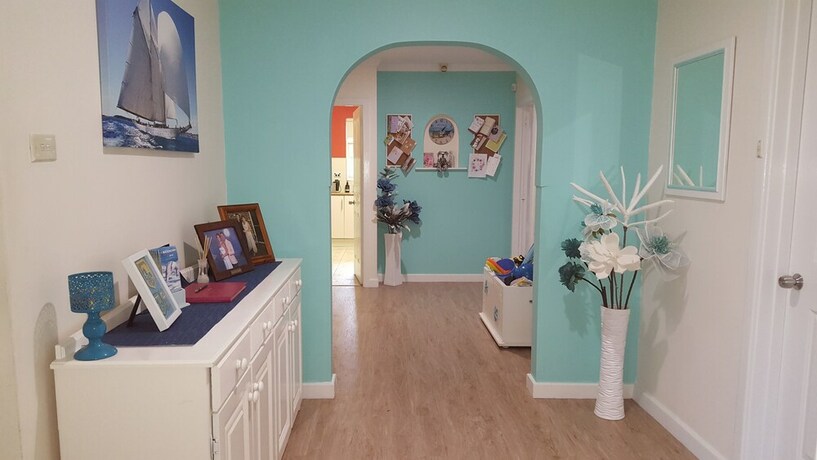 Imagen de los interiores del Hotel Palm Beach Guest House. Foto 39