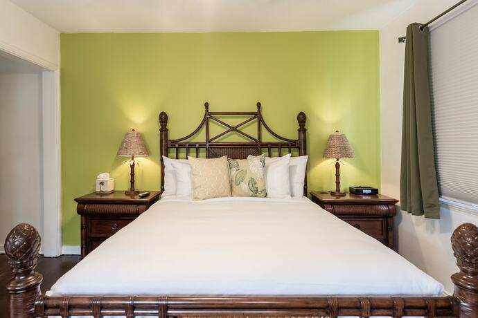 Imagen de la habitación del Hotel Palm Beach Historic Inn. Foto 19