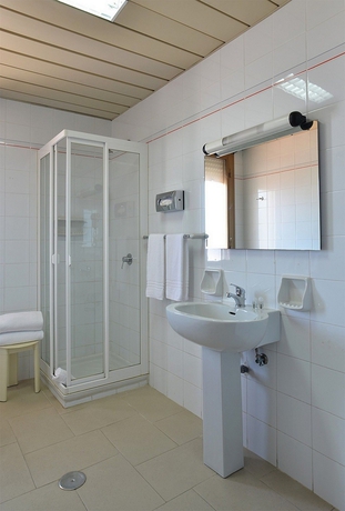 Imagen de la habitación del Hotel Palm Beach Hotel. Foto 9