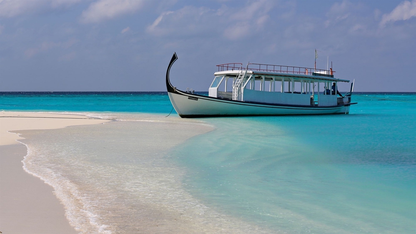 Imagen de los exteriores del Hotel Palm Beach Island Resort and Spa Maldives. Foto 15