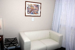 Imagen de los interiores del Hotel Palm Beach Plaza. Foto 8