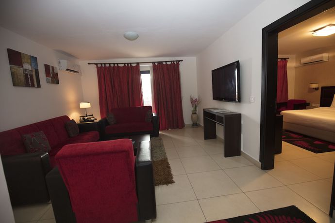 Imagen de la habitación del Hotel Palm Beach, Pointe-Noire. Foto 12