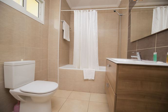 Imagen de la habitación del Hotel Palm Beach, Pointe-Noire. Foto 15