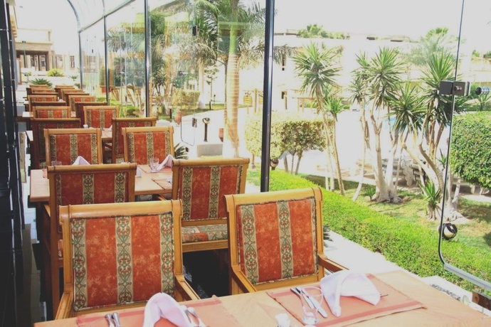 Imagen general del Hotel Palm Beach Resort. Foto 7