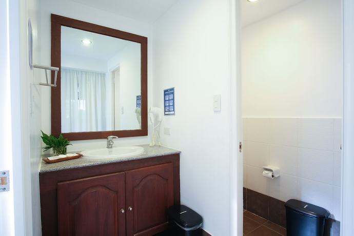 Imagen de la habitación del Hotel Palm Beach Resort, Hugom. Foto 8