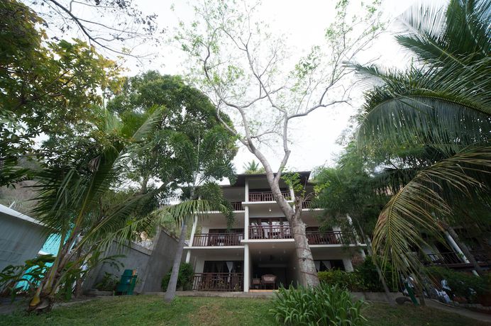 Imagen de los exteriores del Hotel Palm Beach Resort, Hugom. Foto 15