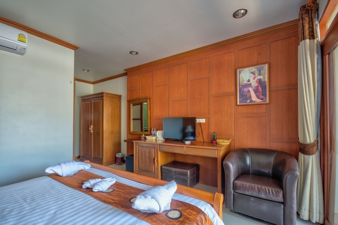 Imagen de la habitación del Hotel Palm Beach Resort, Pranburi. Foto 12