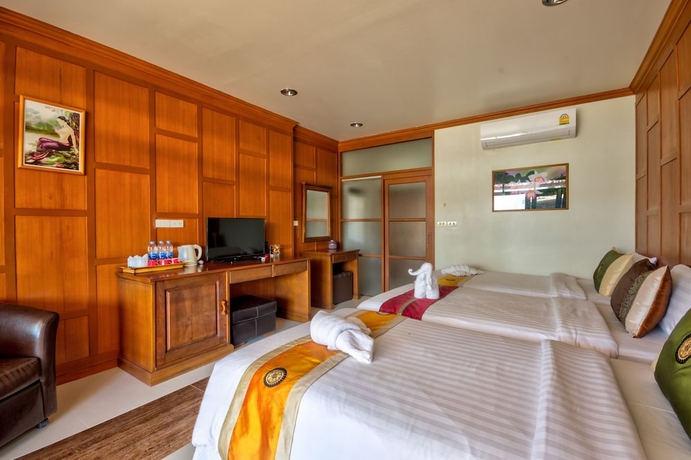 Imagen de la habitación del Hotel Palm Beach Resort, Pranburi. Foto 13
