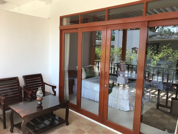 Imagen de la habitación del Hotel Palm Beach Resort, Pranburi. Foto 17