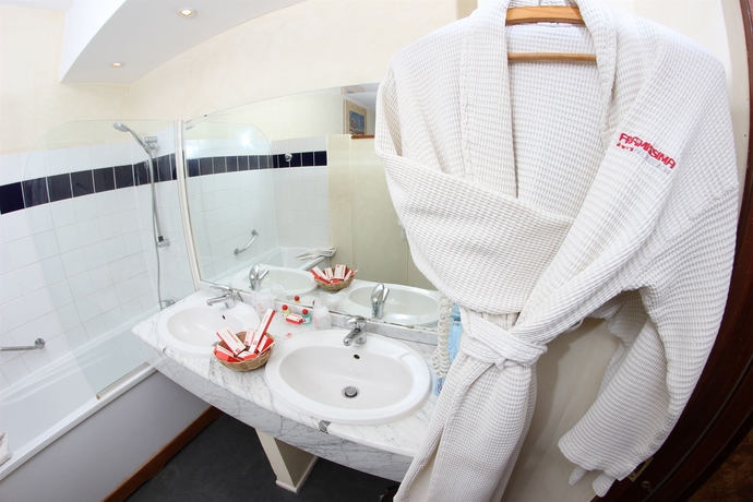 Imagen de la habitación del Hotel Palm Beach, Saly. Foto 4