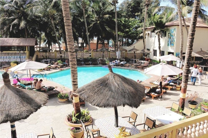 Imagen de la piscina del Hotel Palm Beach, Serekunda. Foto 4