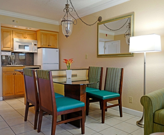 Imagen de la habitación del Hotel Palm Beach Shores Resort and Vacation Villas. Foto 11